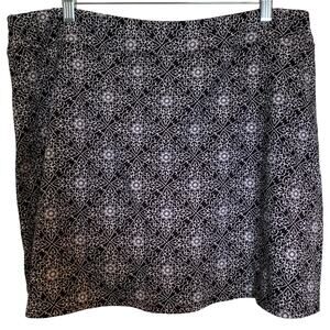 Tranquility by Colorado clothing skort sz xxl black and white